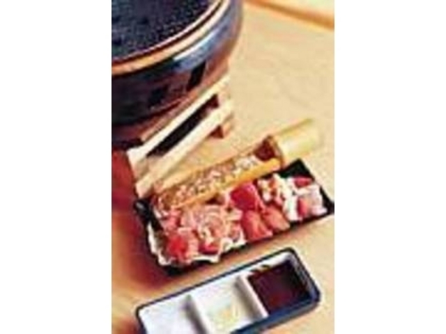 炭火でいただく地鶏七輪セットはおすすめ_地鶏焼鳥・わくわく