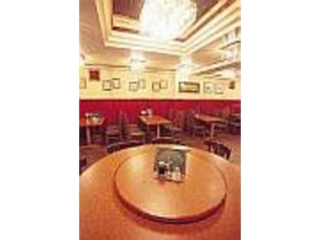 温かい雰囲気の店で広東の家庭料理を味わう_広東料理・火鍋良友酒家