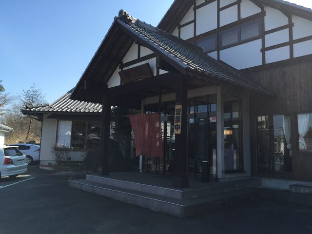 ご主人が日本料理の腕を振う。お土産も販売_水沢手打ちうどん 谷屋
