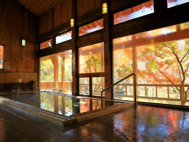 紅葉の内風呂_燧の湯