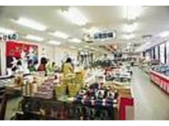 干物などのお土産は500種類以上にも及ぶ_伊勢志摩みやげセンター王将 鳥羽本店
