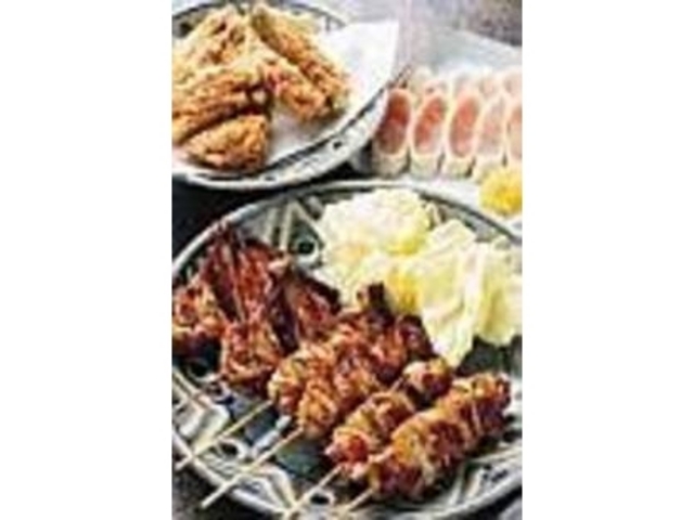 串焼きは各種類3本セットになっている_鳥治