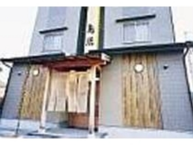地元の常連客に人気の高い焼き鳥の専門店_鳥治