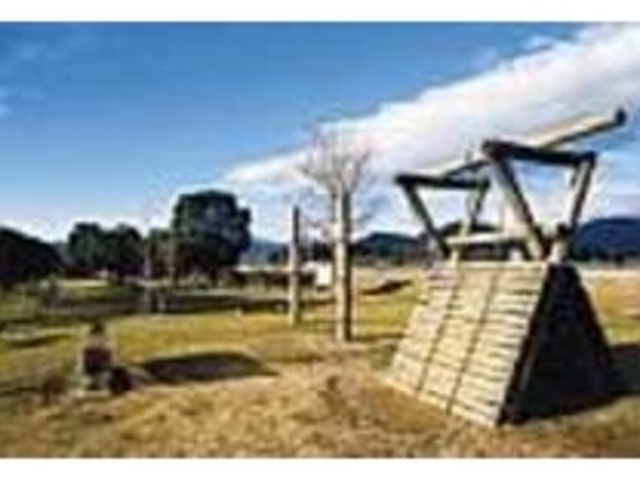 アスレチックもある広々した「こども広場」_阪内川親水公園