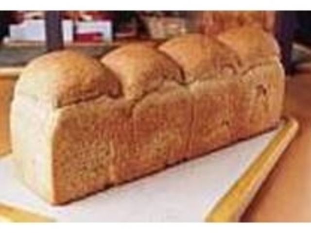 軽井沢の父から学んだ伝統製法の全粒粉パン_山屋