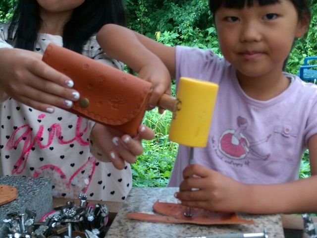 お子様の自由作品にも!_革の子工房