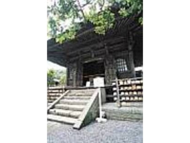 功績のあった人のみお堂にまつられた_佛日庵