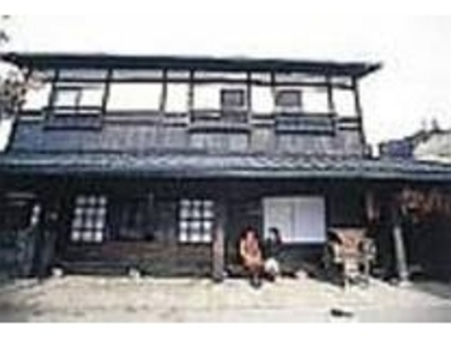 黒川温泉街の中心にあり風格漂う店構え_とうふ吉祥
