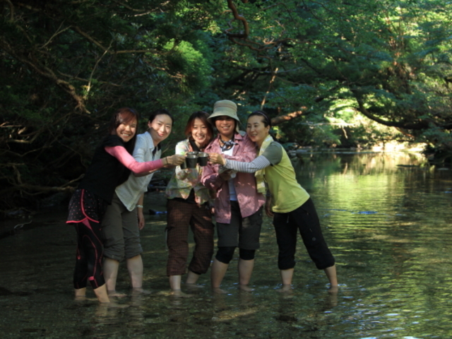 黒味岳コース休憩のひと時_屋久島ガイド山好き