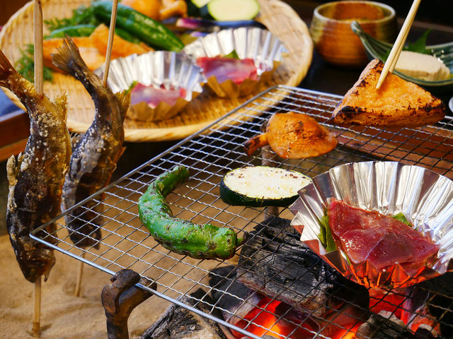 白山の旬の味覚を炭火焼でご堪能ください。(やまぶきコース)_一里野高原ホテルろあん