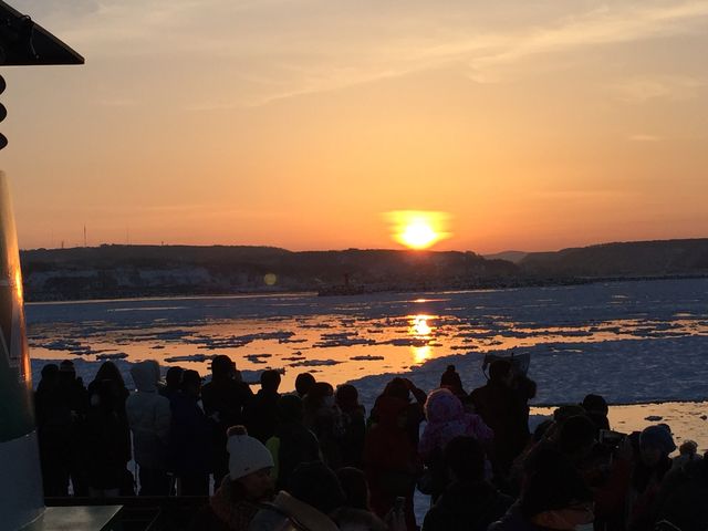 見る時期や時間帯によって流氷の表情は変わります。_網走流氷観光砕氷船おーろら
