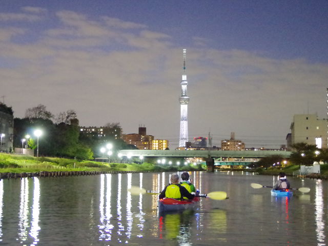 夜のナイトツアーも魅力です。_Outdoor sports clubZAC