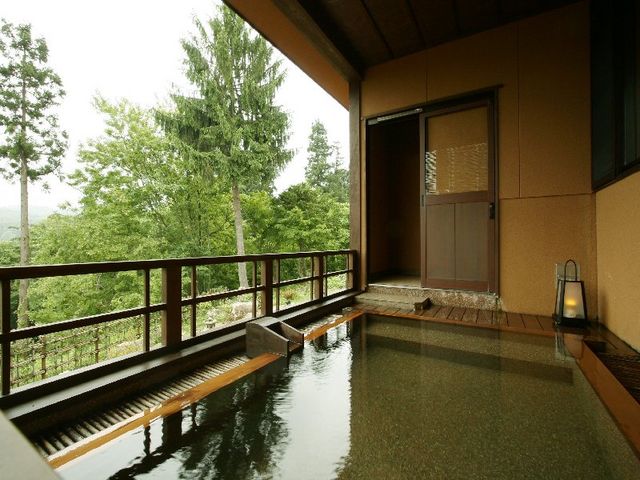 露天風呂_妙高・山里の湯宿 香風館