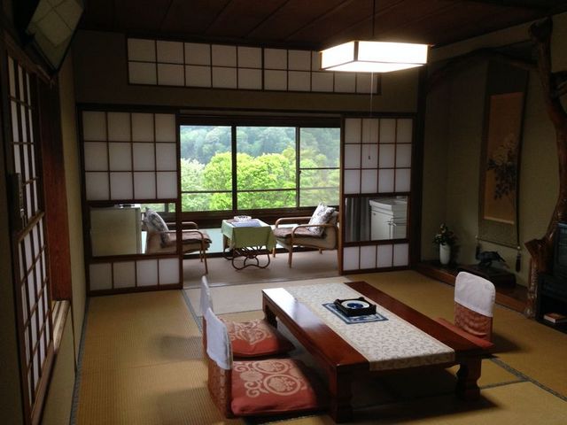 客室一例_妙高・山里の湯宿 香風館