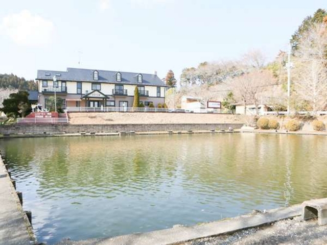 自然の美味しい空気の中で、のんびりと釣りが楽しめます_つり堀 亀山園
