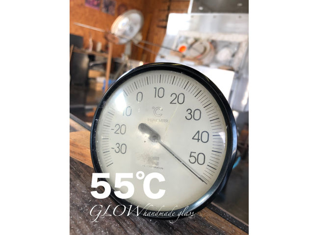 真夏には55℃を超える
灼熱のアトリエへようこそ_硝子工房 GLOW