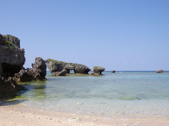 【コーラルビーチ】徒歩圏内にある美しい自然海岸。ビーチコーミングにうってつけの穏やかな海岸です。_沖縄体験ニライカナイ