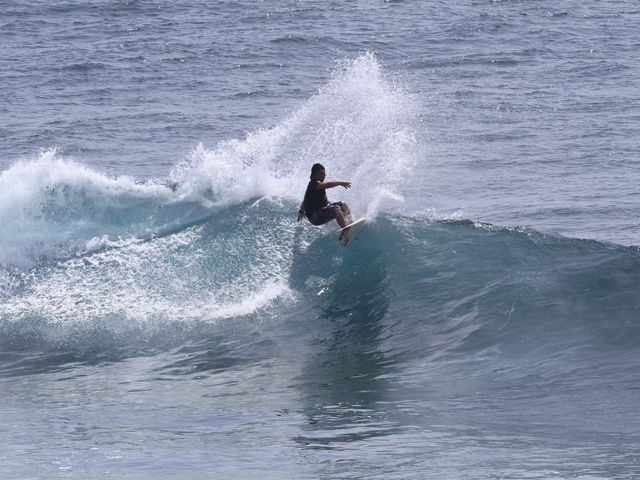 日向のいい波に日本中からサーファーが訪れる人気スポットで是非っサーフィンデビュー☆_DearSurf
