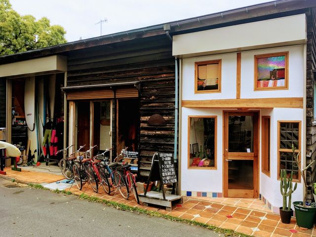 お店の外観_ROCK GARAGE SURF AND SPORTS