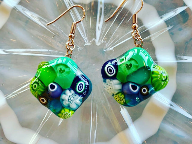 ベネチアングラスアクセサリー体験作品_ROSE GLASS GALLERY
