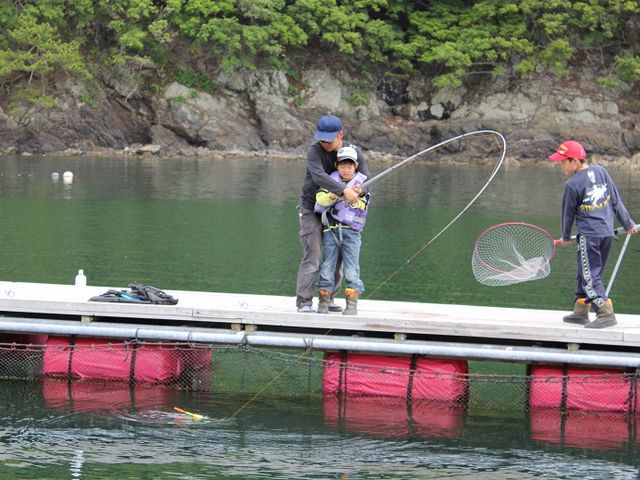 この引きと醍醐味!!_フィッシングパーク錦