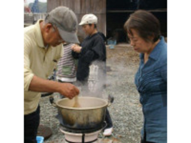 浜守の藻塩工場