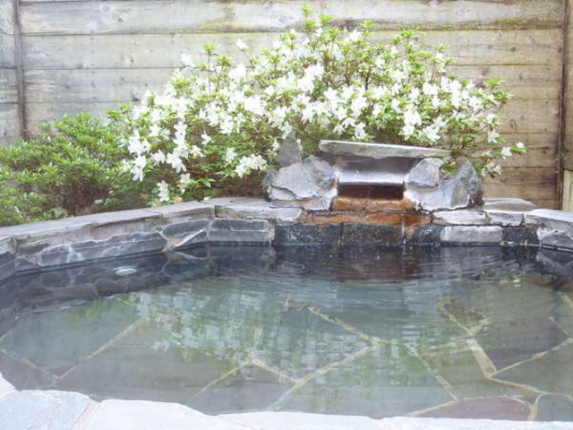 箱根芦ノ湖の森 ペンションシャーロット
