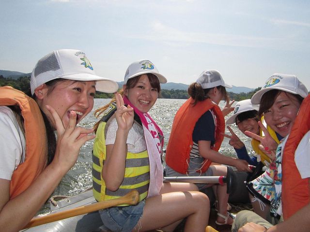 美女がラフティングするとキラキラ輝きます♪_花巻スポーツランド