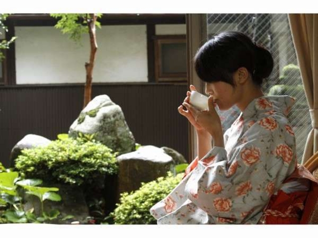 縁側で一服_縁の宿 幸楽