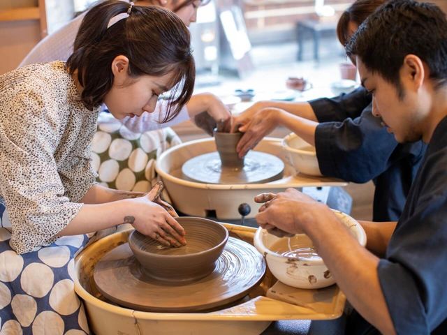 初めての陶芸でも安心です_嘉祥窯陶芸教室