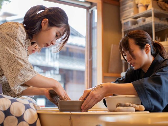 難しいところはお手伝いします_嘉祥窯陶芸教室