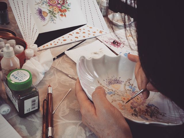 制作イメージ_ルナポーセリングループ・たまプラーザ校〜陶絵付け・ポーセラーアーツサロン
