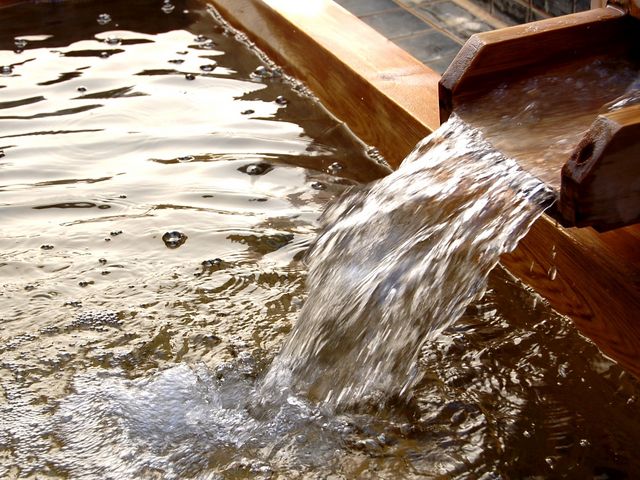 大浴場露天風呂では、ラドン泉「銀泉」をお楽しみ頂けます。_有馬温泉 有馬御苑