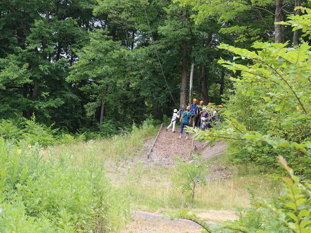 着地点はウッドチップ_函館大沼プリンスホテル