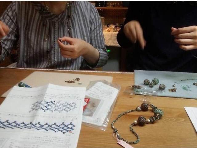 ビーズアクセサリー Another one