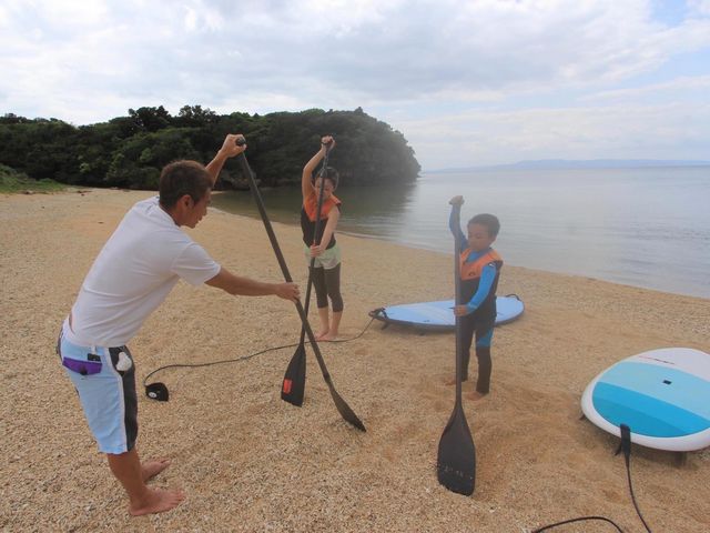 海へ出る前に陸上でレクチャーしますよ。_カーチバイ