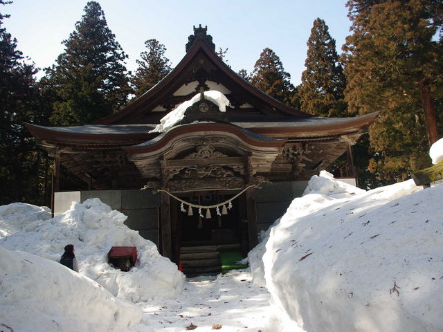 関山神社