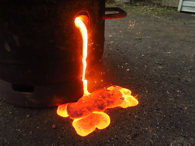 鍛冶工房くろがね