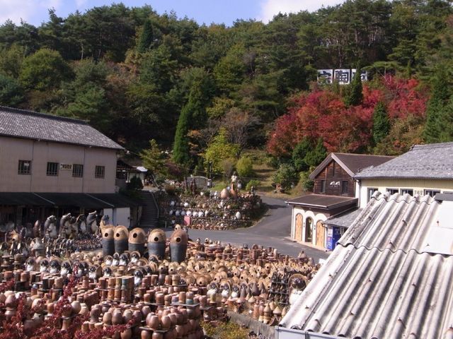 工房遠景_のぼり窯 宗陶苑