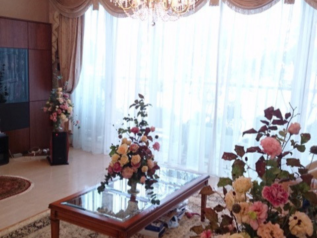 Flowersalon Topaz