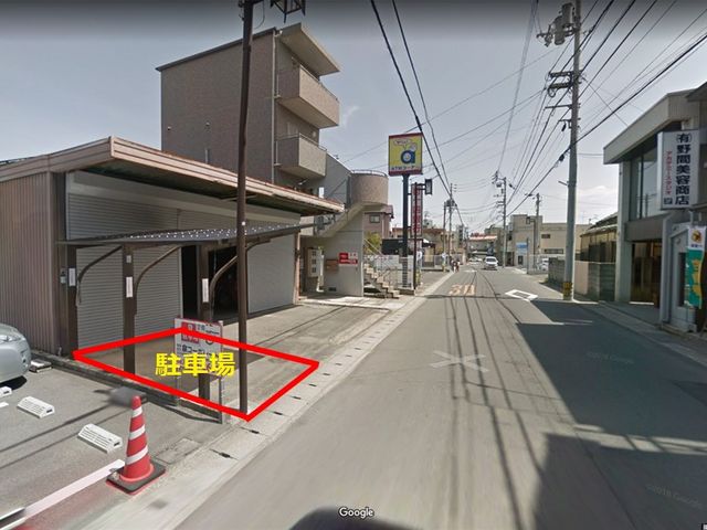駐車場は店舗向かい、こちらをご利用ください_キャンドルハウス〜cocoa〜