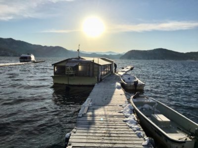 朝の輝き。
_野尻湖 宮川旅館