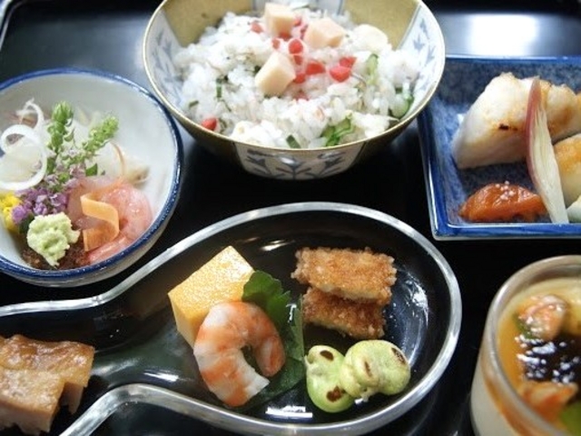 夏の献立_日本料理 行形亭