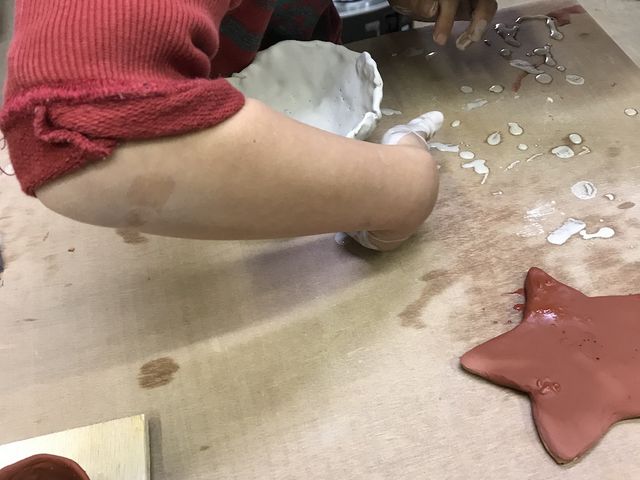 釉薬体験中!_陶芸体験工房ウサジ工房