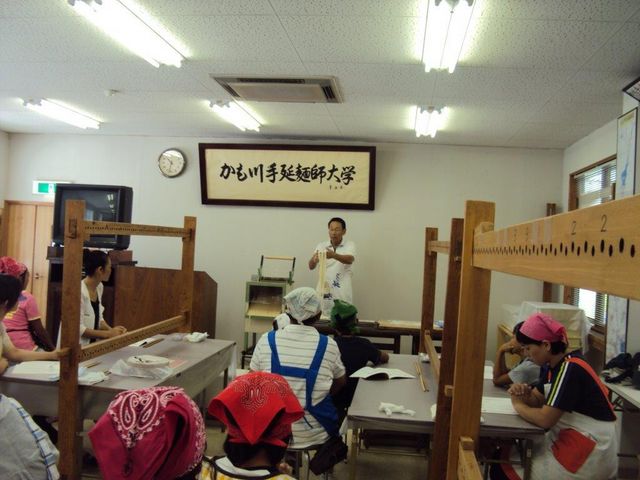 手延べ麺造り体験「麺大学」