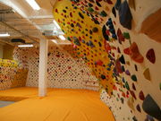 ボルダリングジム ロックガーデン神戸の写真3