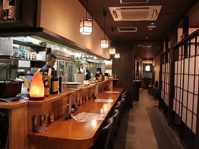 ご馳家 ぐらっちぇ 本店の写真1
