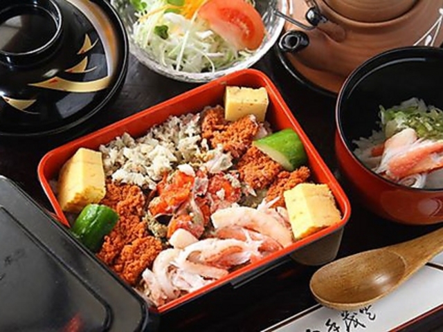 新海寿司の写真1