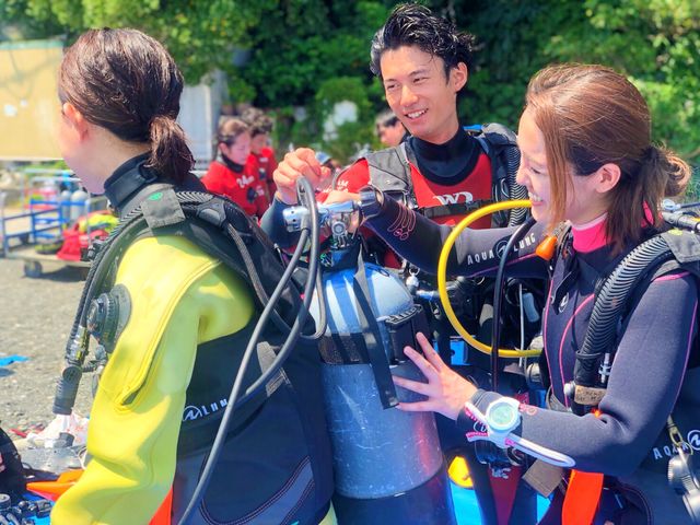 ダイバーになれば色々な海で遊べますよ。_ダイビングスクール マレア新宿店