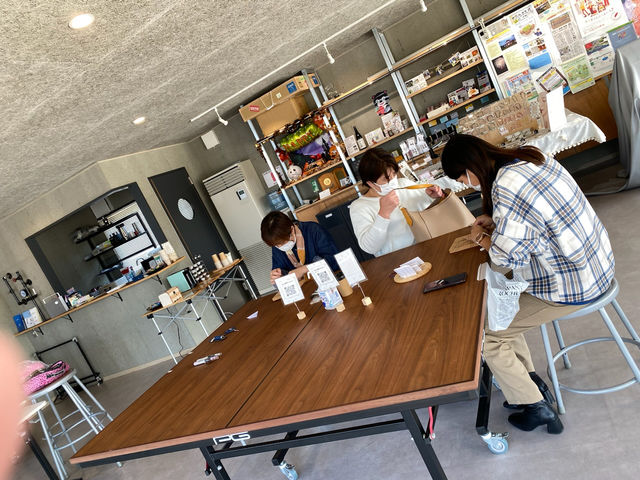 イベント会場でのお教室の様子です。_Maron教室アクセサリー